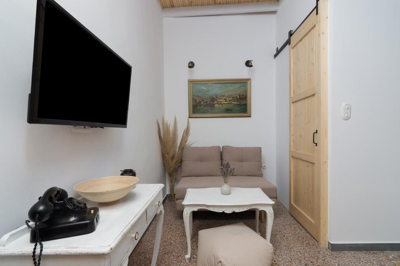Vintage Loft Α In Monastiraki Apartment Athens Luaran gambar